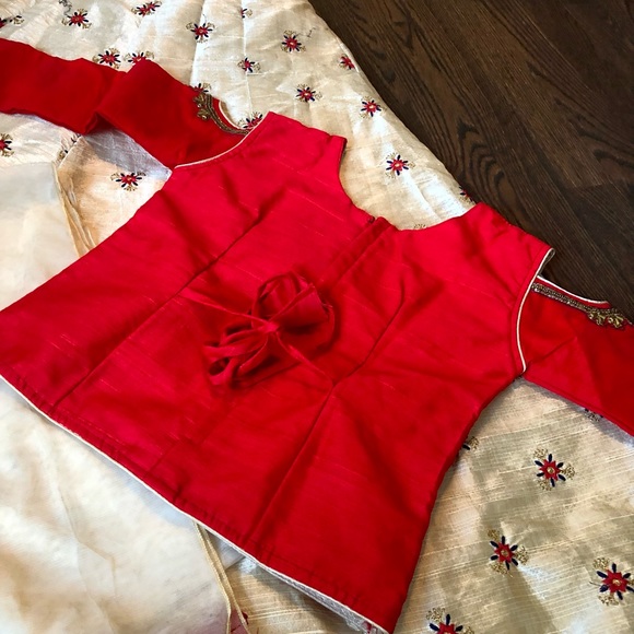 Red and white Lehenga - Picture 8 of 10